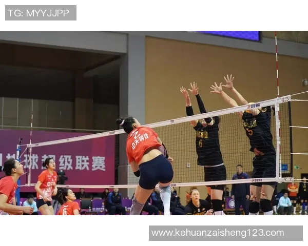 日本女排与江苏女排激战正酣谁能在这场较量中笑到最后
