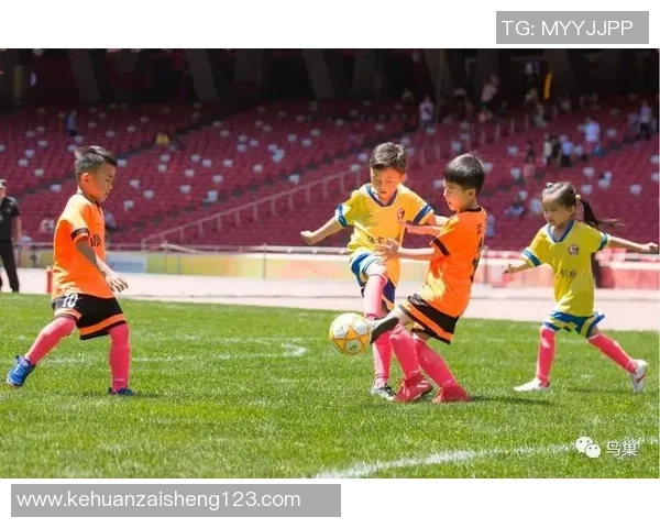 贵州智诚迎战河南队全力争胜期待精彩对决展现足球魅力